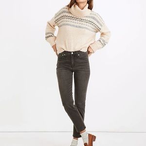 Petite Mid-Rise Stovepipe Jeans in Bridley Wash